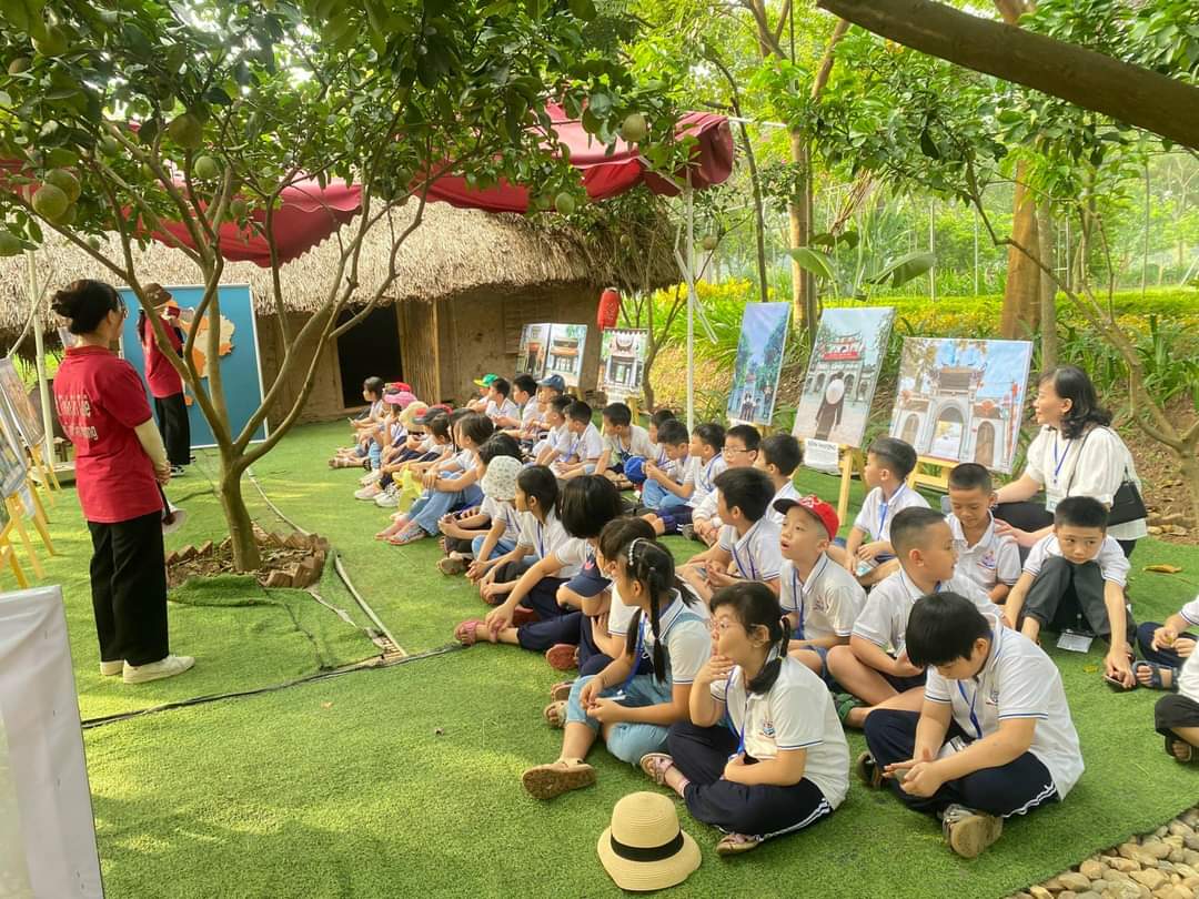 Chuyến tham quan dã ngoại tại khu du lịch Phù Đổng Green Park - Tiểu học  Nguyễn Du